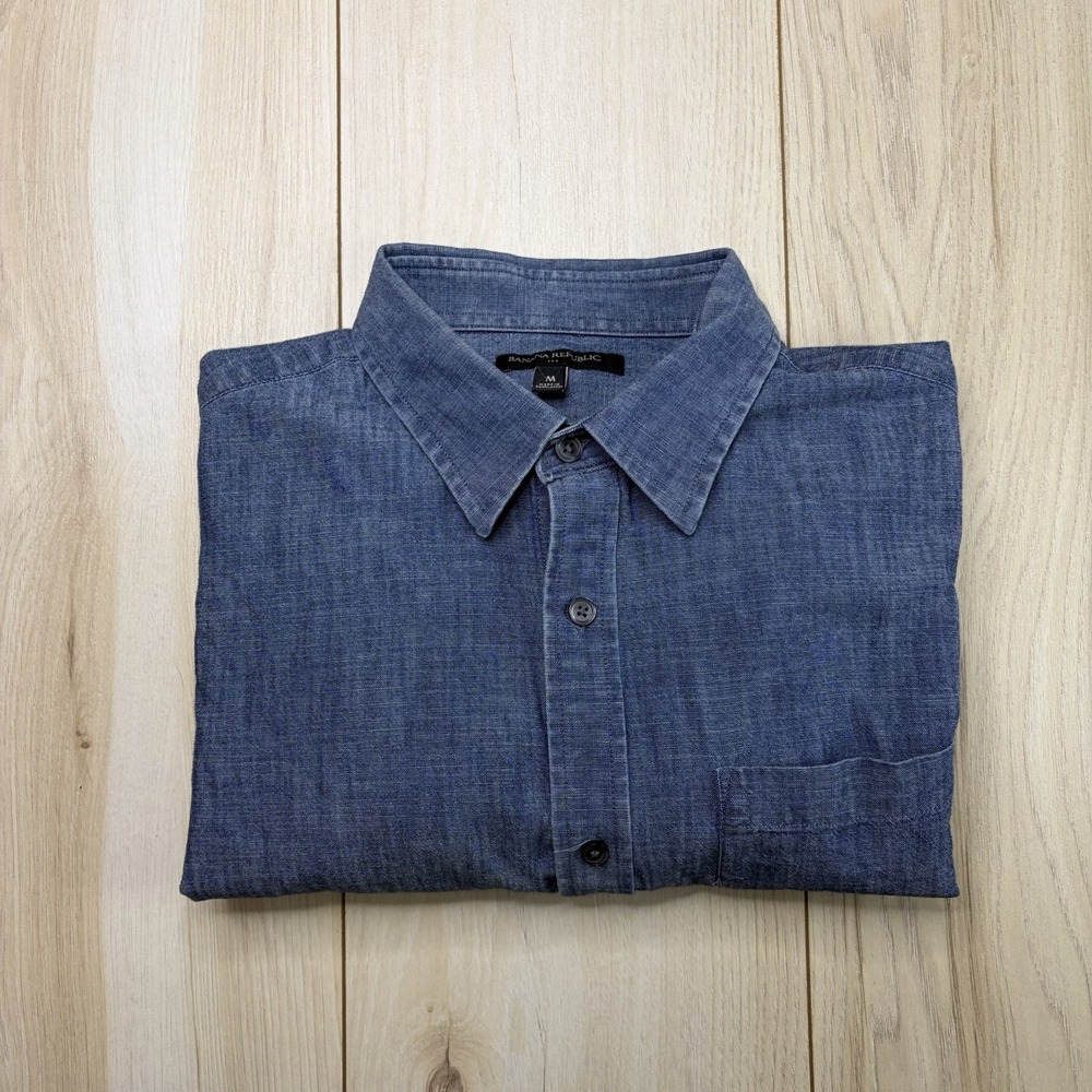 Banana Republic Mens Button Up Casual Chambray Shirt Blue Size Medium Cotton